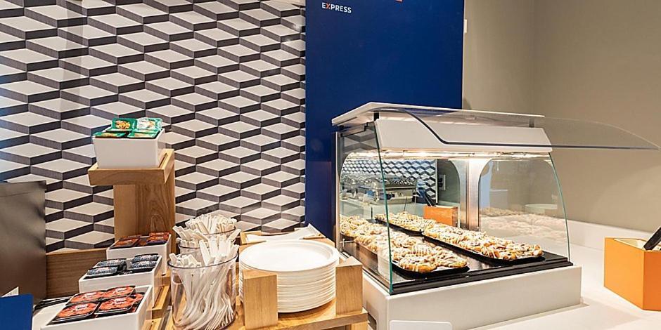 Holiday Inn Express & Suites - Lumberton By Ihg エクステリア 写真
